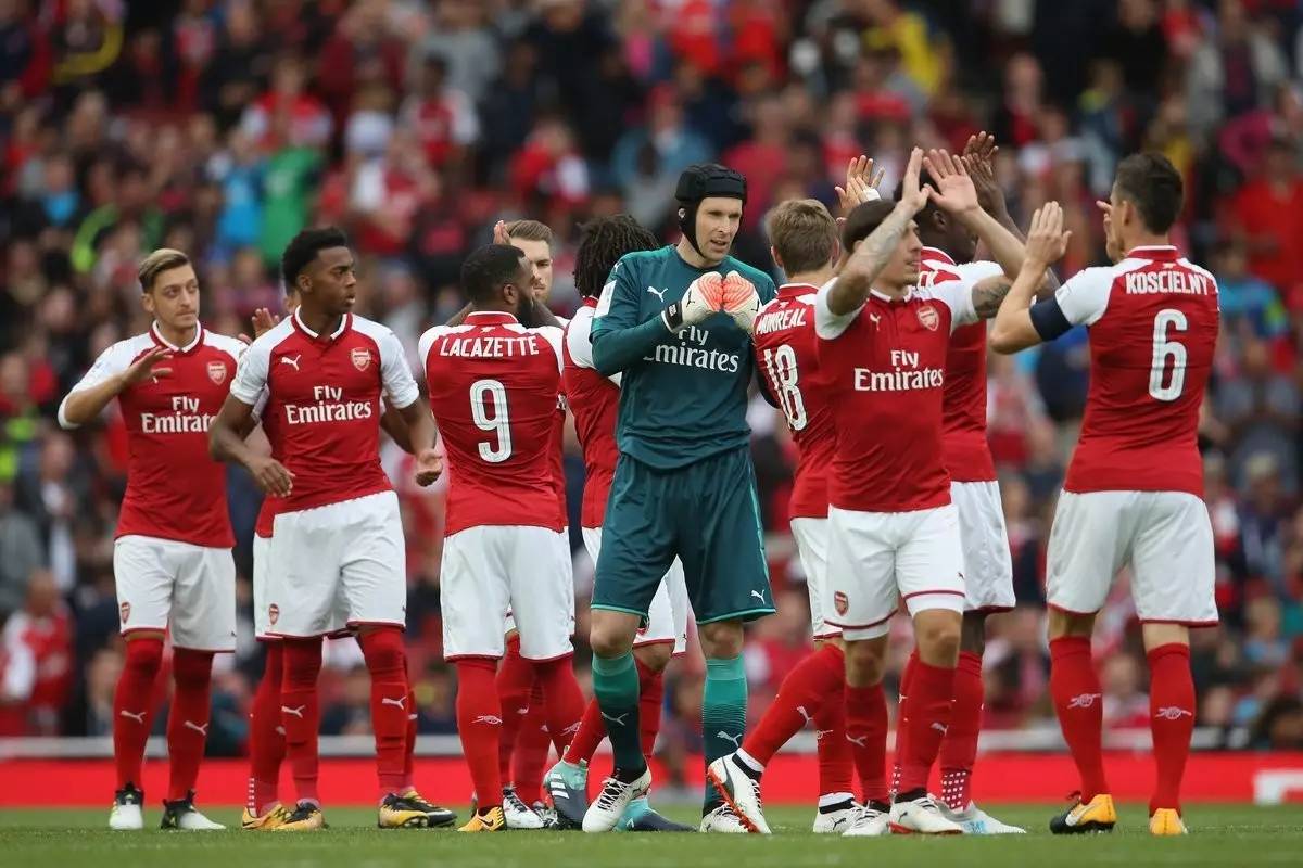 赛后社区盾传出新动向；亚特兰大远射贴柱；管理层表态：震撼外界；纪律约束更严格(特朗普高尔夫球场再次遭遇枪击的媒体评论)