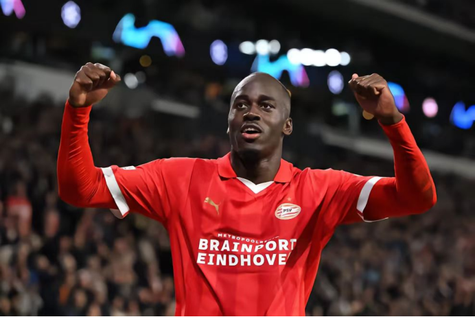  冲刺阶段突围战来临，埃因霍温围绕欧联篮板制胜，悬念犹存，细节决定成败-爱游戏平台