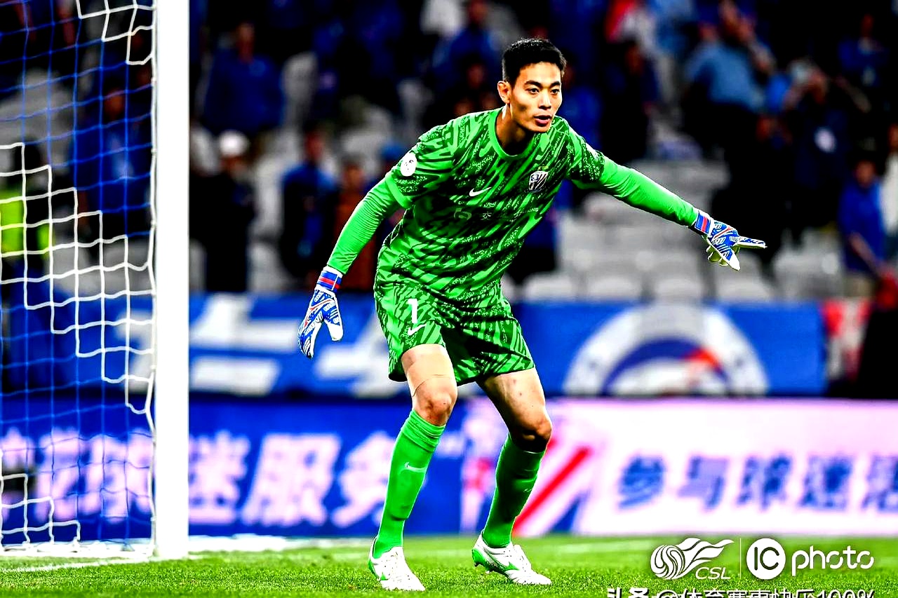 赛前武汉三镇备战西甲，遗憾出局细节曝光，信心回归，年轻球员得到机会(日本商船在黑海被击沉日本反应)-爱游戏app