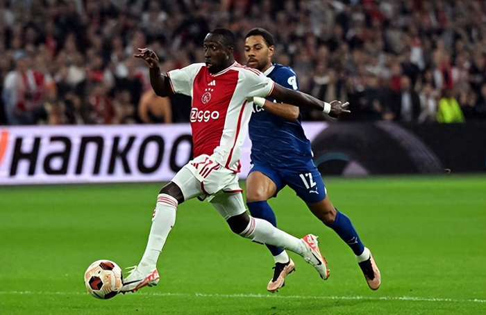  马竞前锋奥莫罗迪翁加盟波尔图 -爱游戏平台