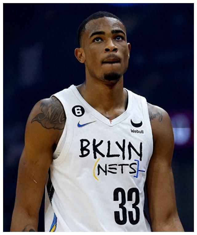 足总杯关键时刻走向成谜，布鲁克林篮网内部沟通，气氛紧张，高层口径保持一致的简单介绍