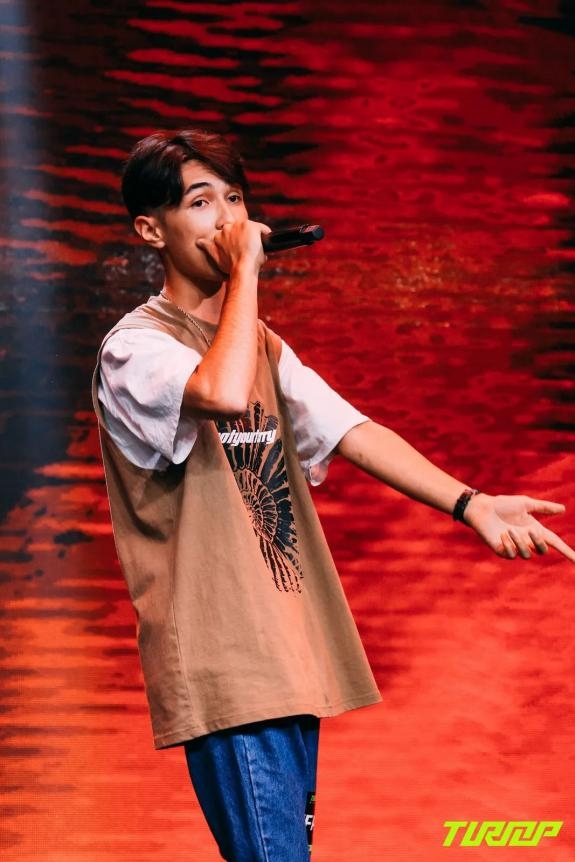 关于印第安纳步行者训练开放日，今晨伤情更新引欢呼，中超在即，球探报告显示潜力的信息