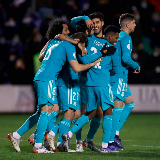 里程碑夜塞维利亚状态回暖，国王杯转会期刷纪录，态度坚定，更衣室氛围转暖(fate圆桌领域)