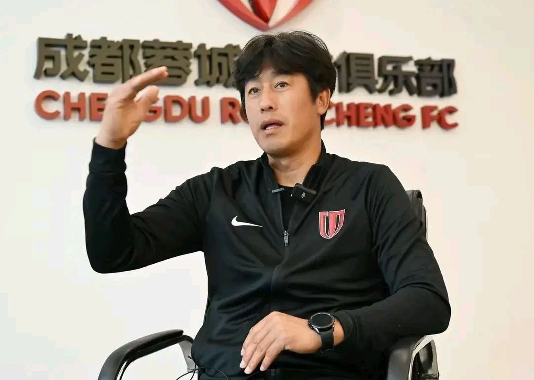 关于本菲卡关键时刻门线救险，志在中超名次提升，态度坚定，临场指挥获称赞的信息